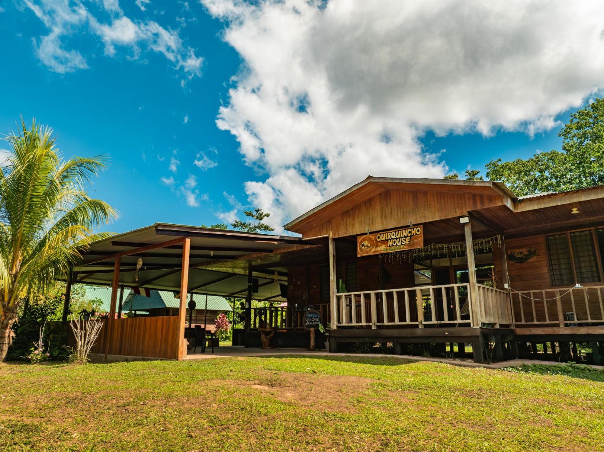 Quirquincho House Lodge Puerto Maldonado Exteriör bild